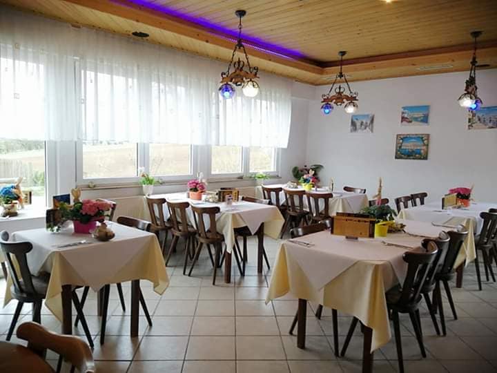 Restaurant Innenbereich - Zum Albblick - Griechische und Deutsche Küche